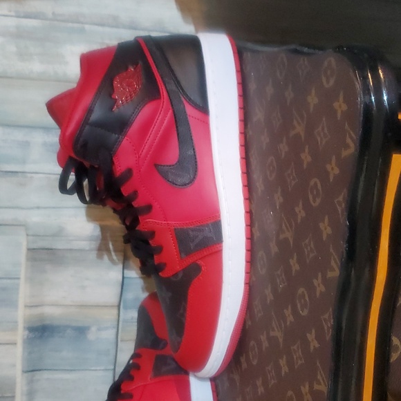 Air Jordan 1's mid customs Red and Black Size Mens 12 - Picture 2 of 8